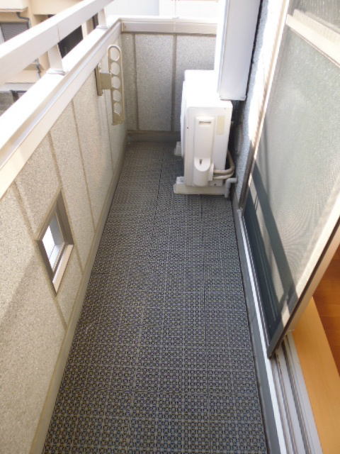 ベルメゾンKAWASAKI ベランダ