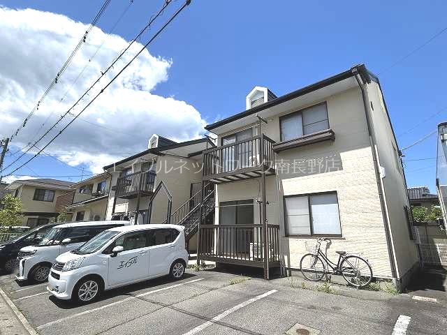クレセントヴィレッジＡ棟 外観