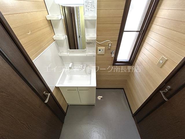 クレセントヴィレッジＡ棟 洗面所