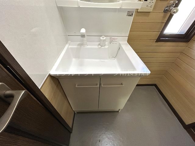 クレセントヴィレッジＡ棟 洗面所