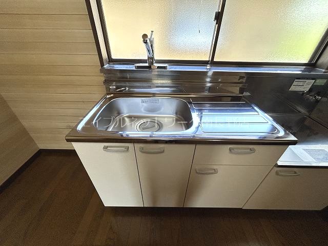 クレセントヴィレッジＡ棟 キッチン