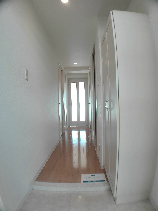 レ・ゼール 玄関