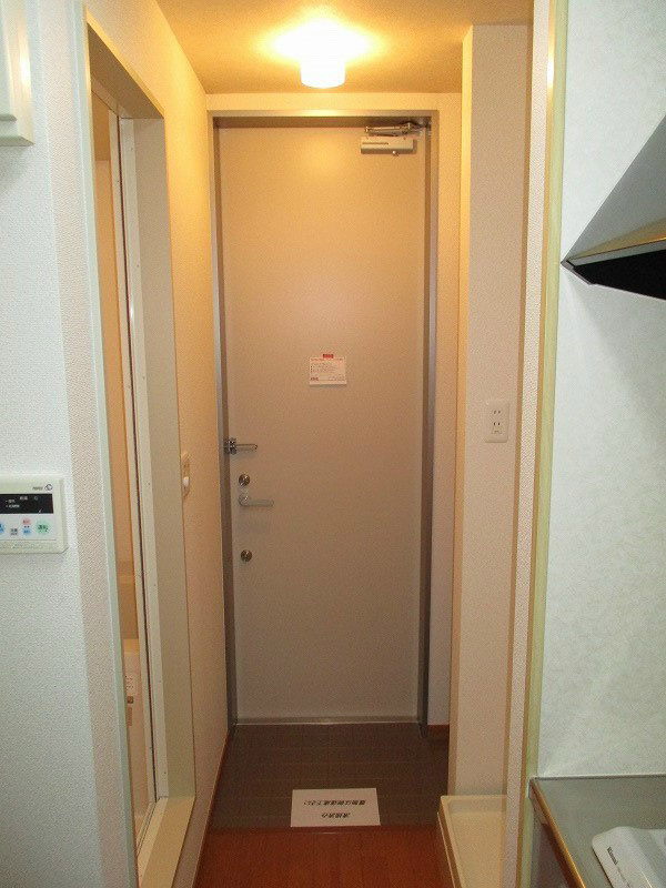 メゾンクレール 玄関