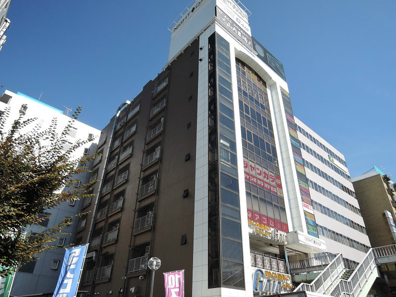 リアライズ近鉄八尾駅前ビル(旧ナイト&デイビル) 外観