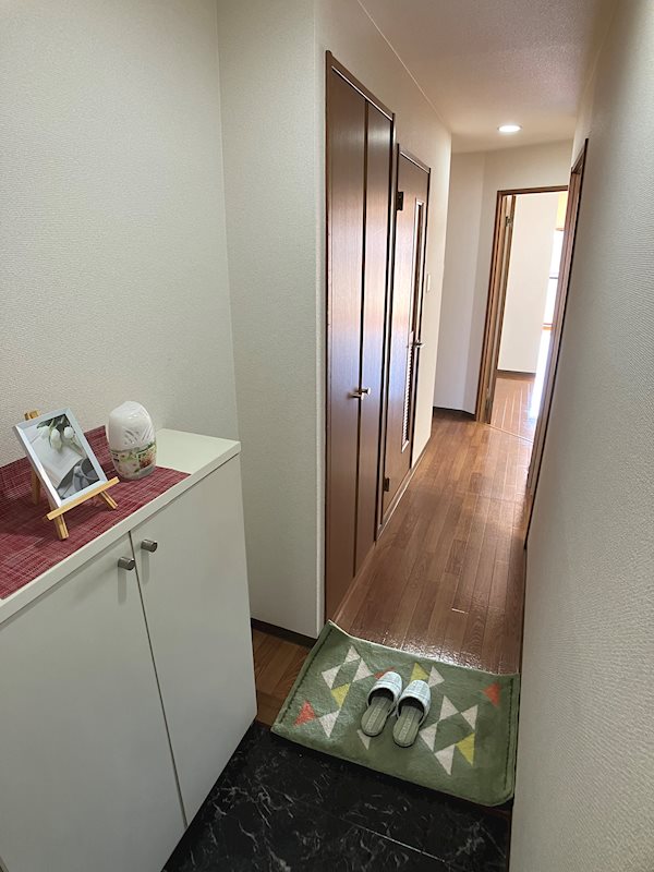ネオニシキ 玄関