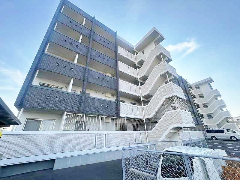 ブランボヌール小倉 107号室 外観