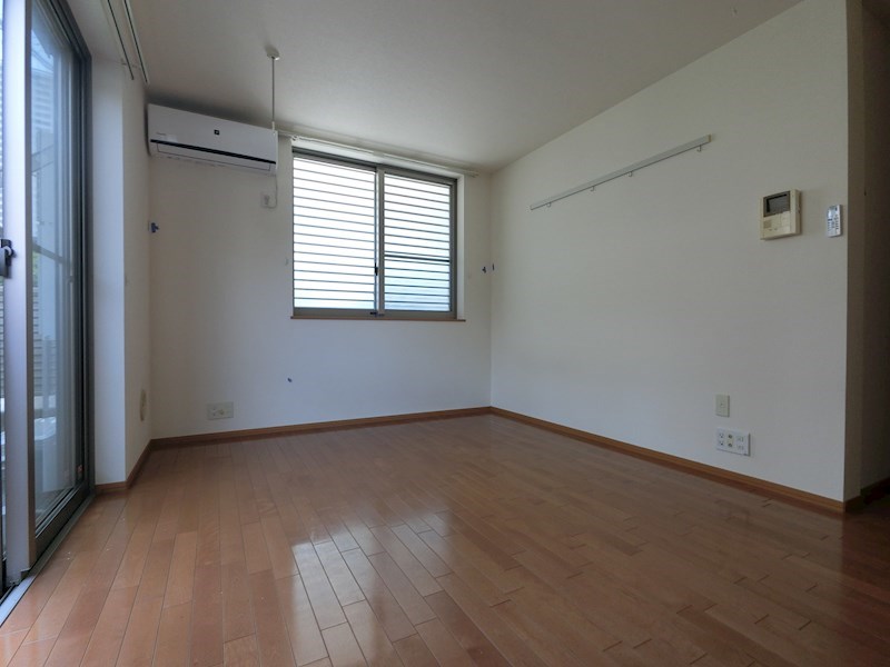 エヴァーハイブ ベッドルーム