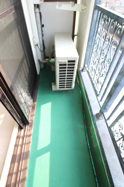 シンプルライフ鶯町 ベランダ