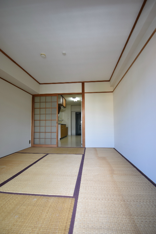 銀閣寺ハイツ ベッドルーム