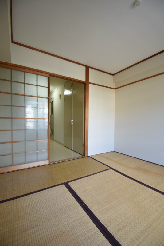 銀閣寺ハイツ ベッドルーム