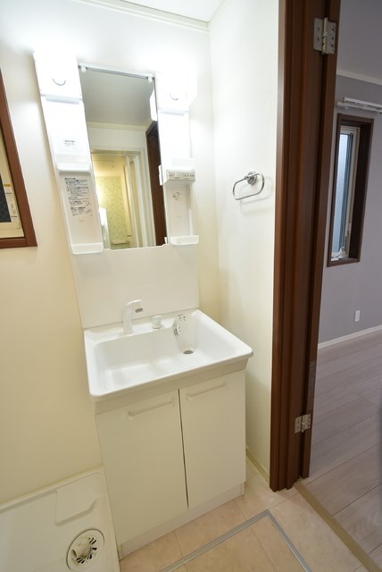 Danville Avenue その他4