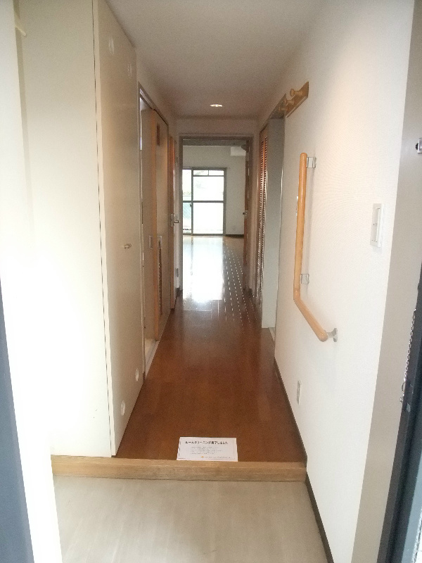 ガーデンハイツ大坂上 玄関