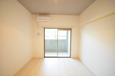 ギャラクシーヴィーラブライト リビング