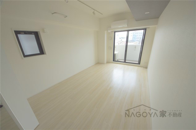 IARIM新瑞橋 リビング