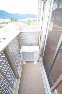 HN&amp;#39;s D-room in 楡  ベランダ