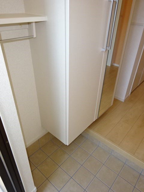 アグニＳ 玄関