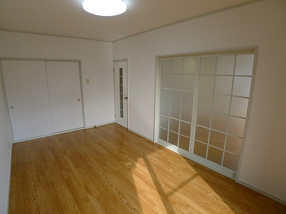 センチュリー大中 ベッドルーム