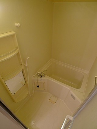 センチュリー大中 風呂画像