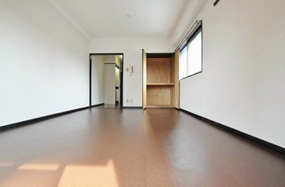 ダイナコート小倉下到津Ⅰ リビング