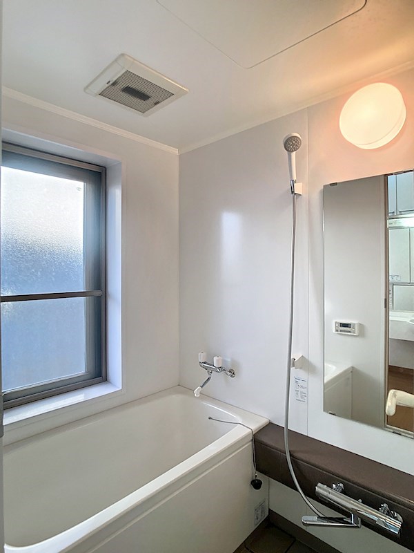 ヒルサイドメゾン 風呂画像