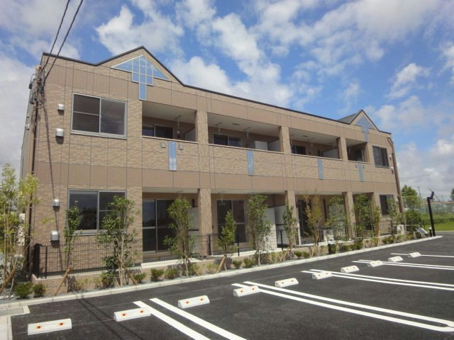 ラ・ファミーユ 201号室 外観