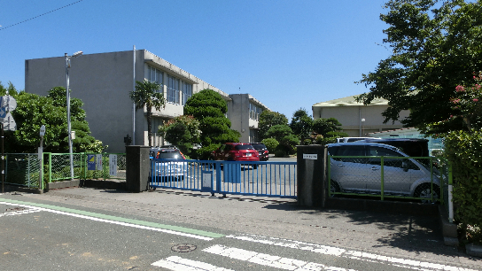 グレース西山 小学校