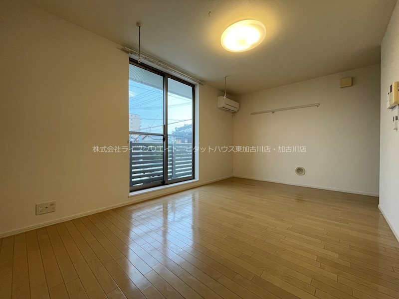 オーキッドフラッツ東加古川 リビング