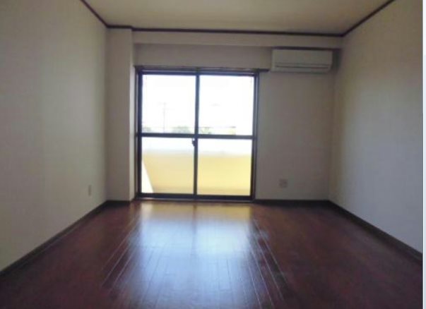 ウィズステージさくら リビング