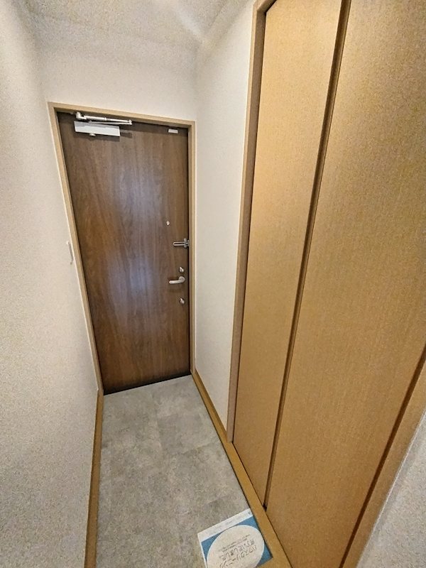リトルガーデン北千住 玄関