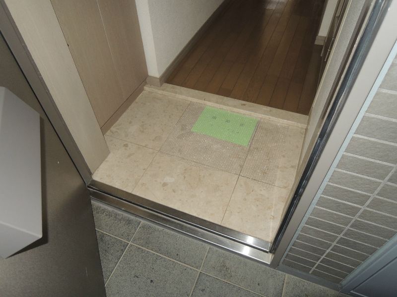 ソレイユ・ハイム 玄関