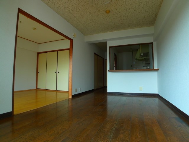 リバーサイドＡ リビング