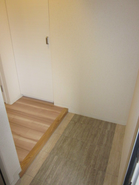 ヴァンサンク・プリュ 玄関