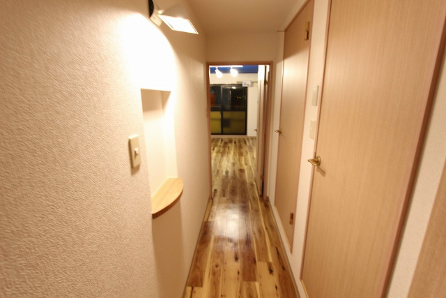 ロワジール 玄関
