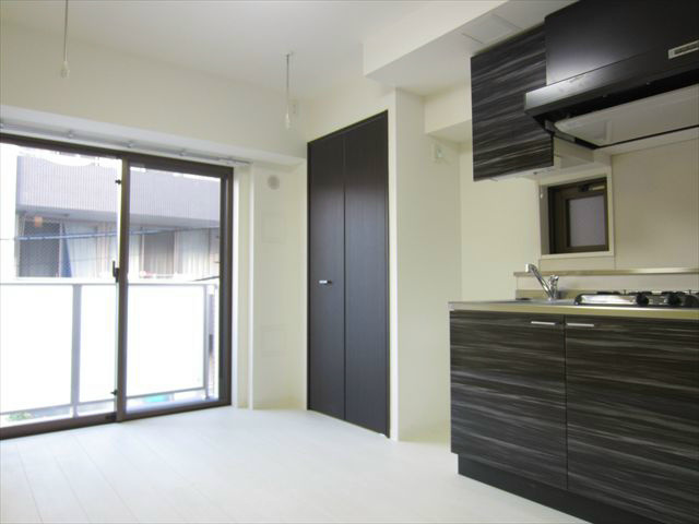 Ｎ・ＴＲＵＳＴ　Ⅵ リビング