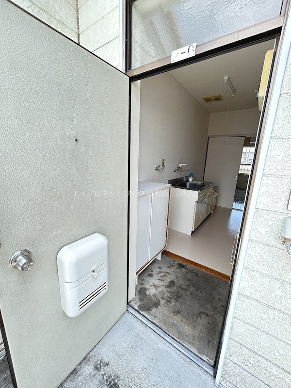 コーポ中越 玄関