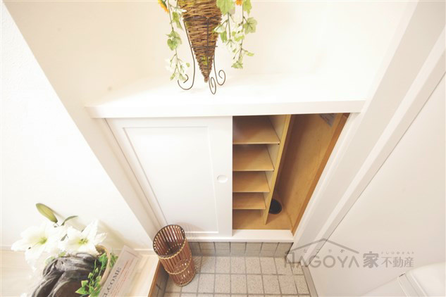 ＯＳプリンスハイツ白壁北 玄関