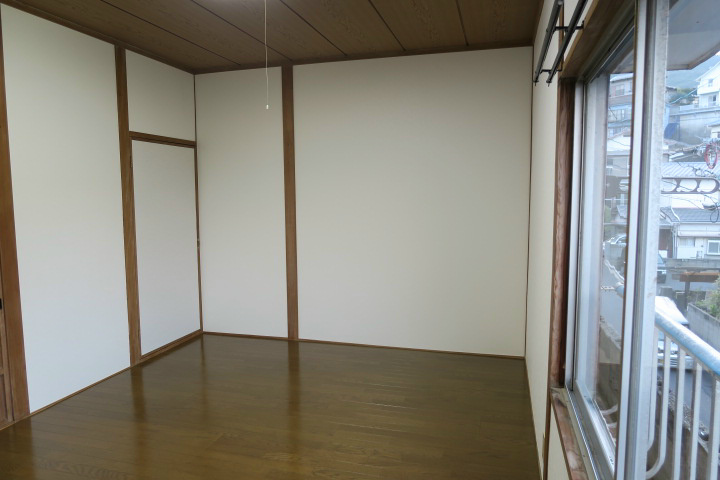 テリブル金堀 リビング