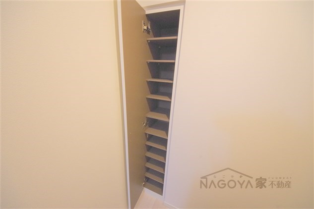 Danville Avenue その他1