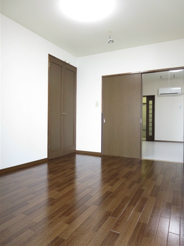 三家第１ビル ベッドルーム