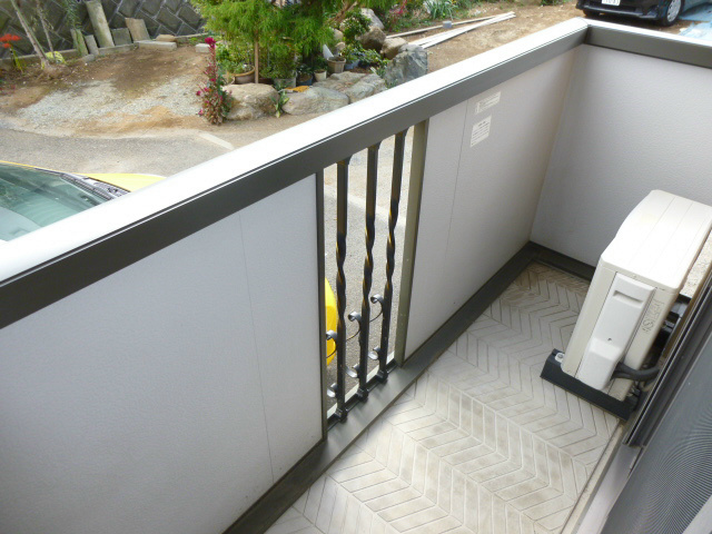 コンフォールメゾン ベランダ