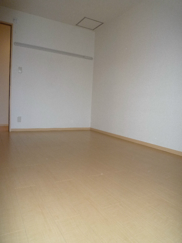 フォレストグリーンハマB ベッドルーム