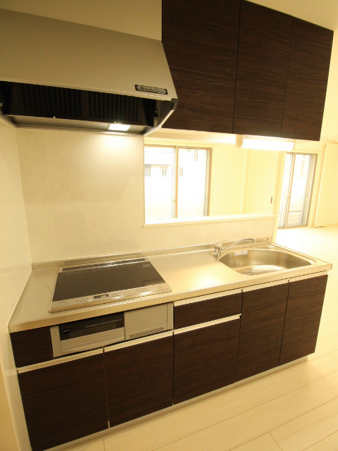 ラヴィ松戸 キッチン