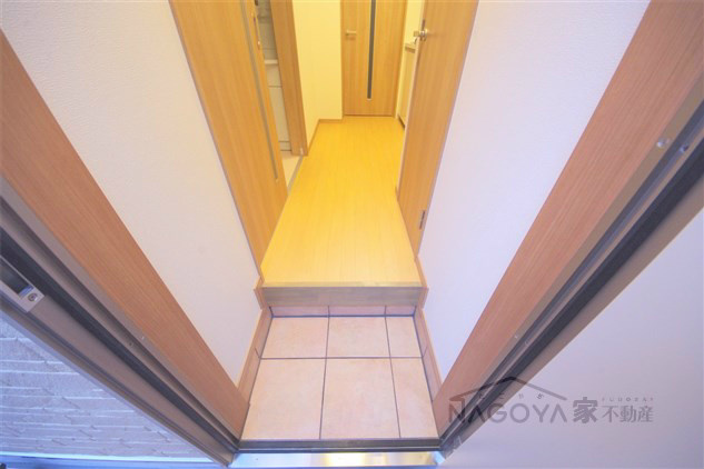 瑞穂ヶ丘ビリーブ館 玄関