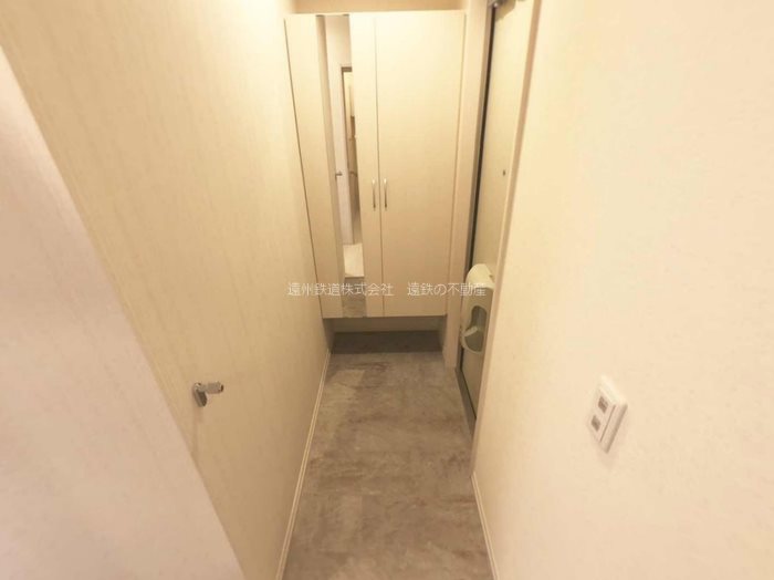 ルチェーレ龍禅寺 玄関