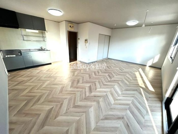 ラファール リビング