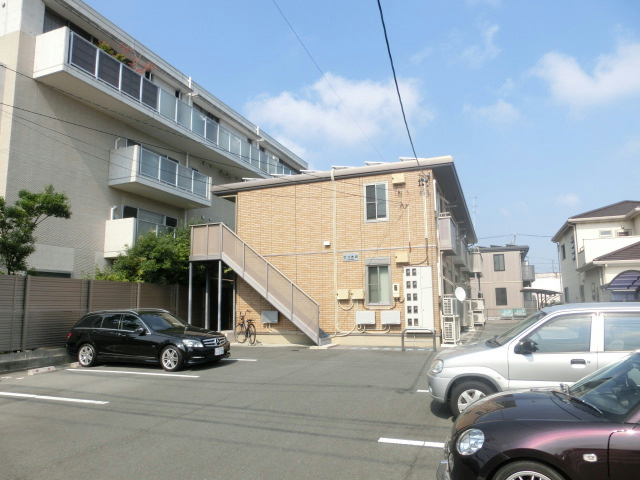 さつき荘 駐車場