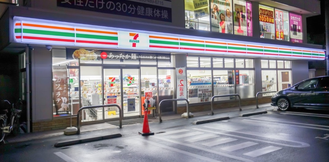 リエス浜松駅南 コンビニ