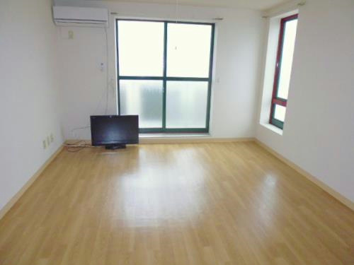 エミア ベッドルーム