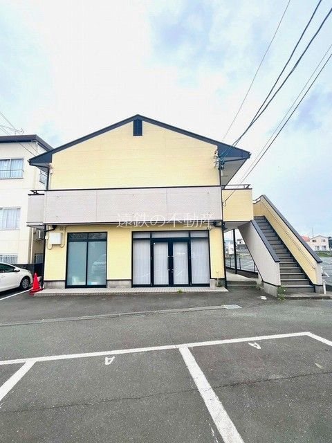 ウィズステージさくら 駐車場