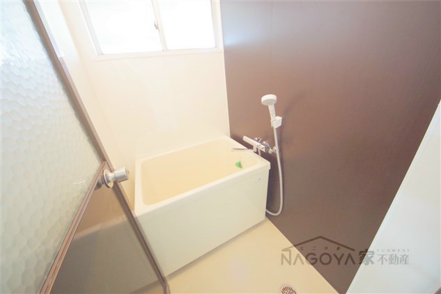 高見かえでビル 風呂画像